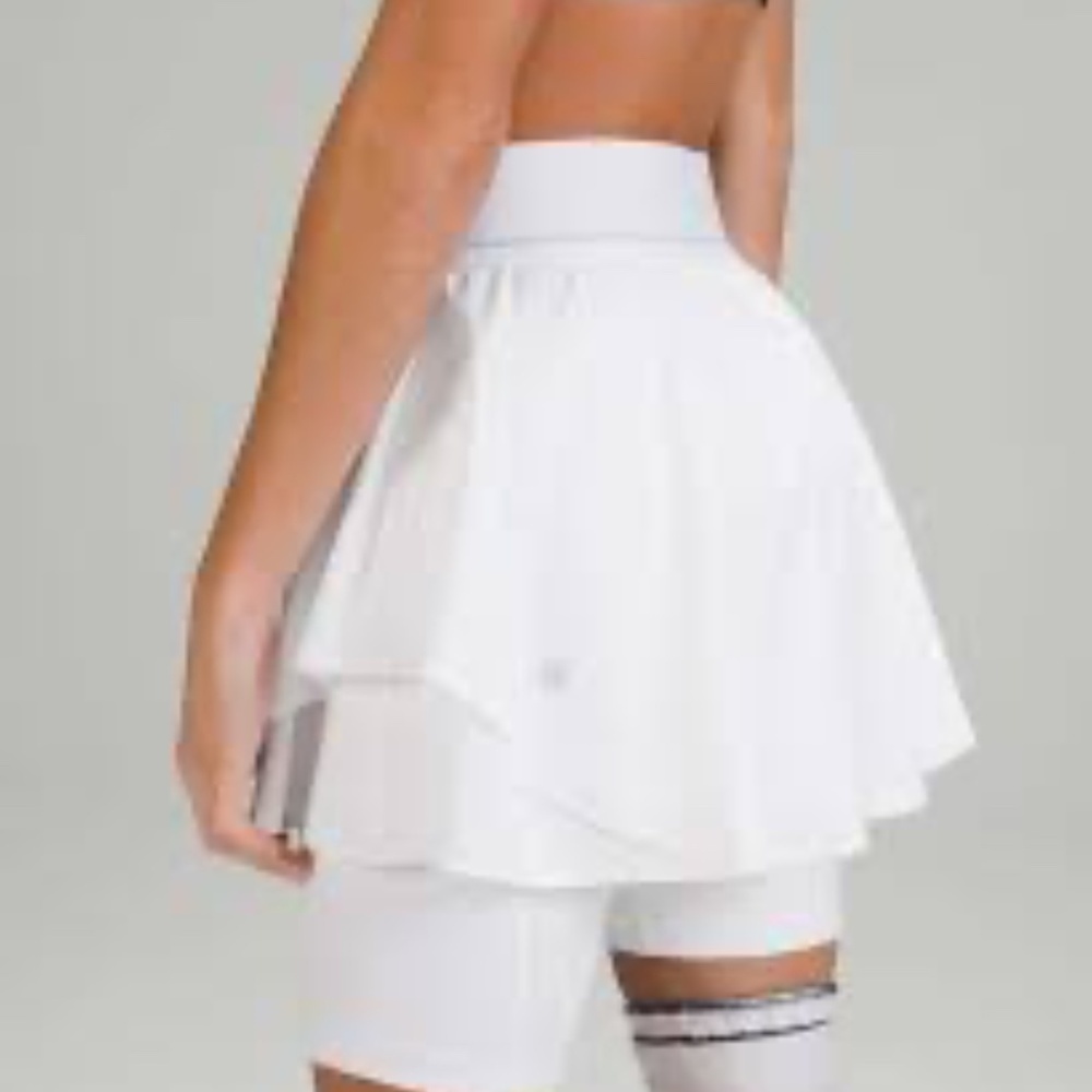 Lululemon White Court Rival High-Rise Skirt Skort Extended Liner Size 4